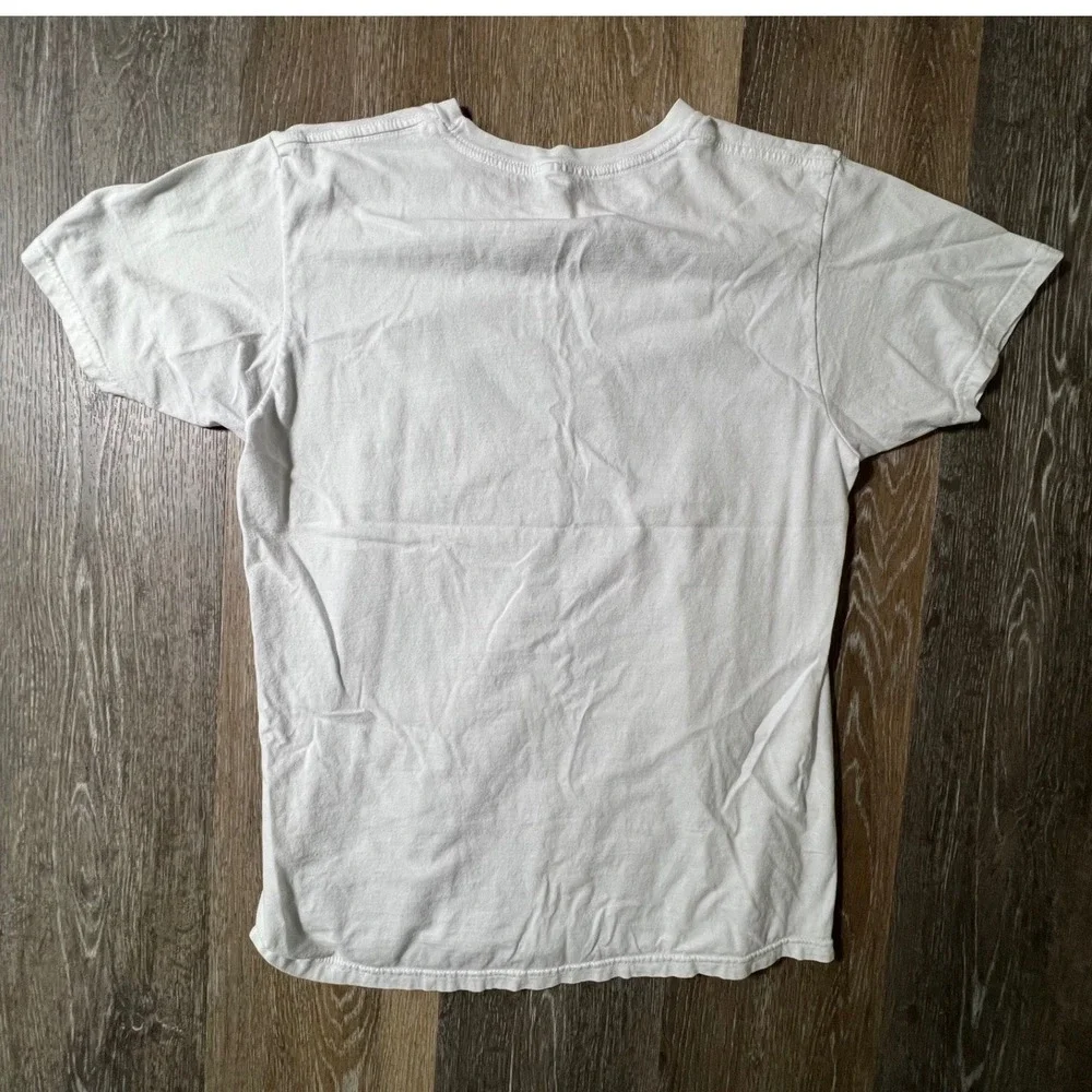 Levi's Graphic T-Shirt Mens Medium White Flamingo Batwing Logo‎ Short Sleeve Tee